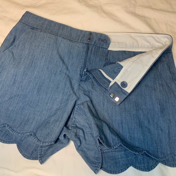 Club Monaco | Amber Short - Picture 9 of 13